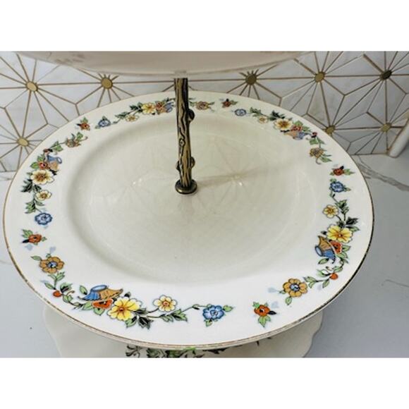 Three-Tier Dessert Stand | Vintage China |‎ Wedding Décor - Picture 6 of 10